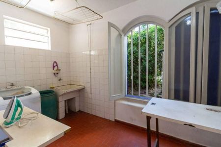 Casa à venda com 580m², 4 quartos e 5 vagas