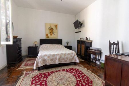 Casa à venda com 580m², 4 quartos e 5 vagas