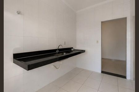 Cozinha de casa para alugar com 1 quarto, 40m² em Jardim das Alterosas - 1A Secao, Betim