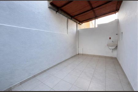 Casa para alugar com 40m², 1 quarto e sem vaga Casa para alugar com 40m², 1 quarto e sem vagaÁrea de serviço