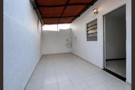 Casa para alugar com 40m², 1 quarto e sem vaga Casa para alugar com 40m², 1 quarto e sem vagaÁrea de serviço