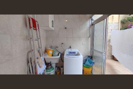 Casa à venda com 3 quartos, 155m² em Vila Indiana, São Paulo
