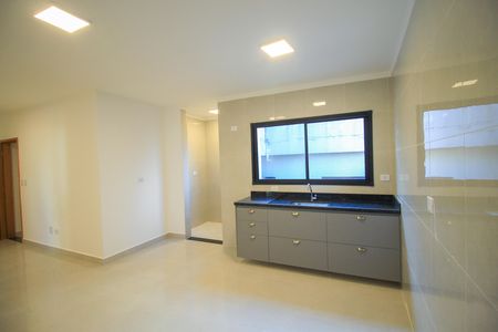 Apartamento para alugar com 66m², 2 quartos e sem vaga
