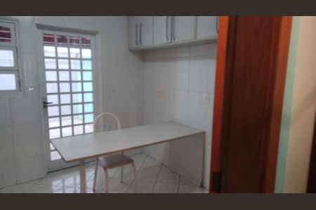Casa à venda com 2 quartos, 110m² em Vila Antonio, São Paulo