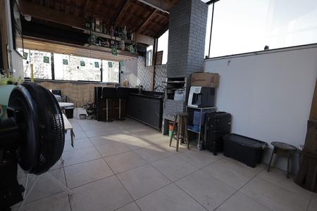 Apartamento à venda com 100m², 2 quartos e 1 vagaCobertura