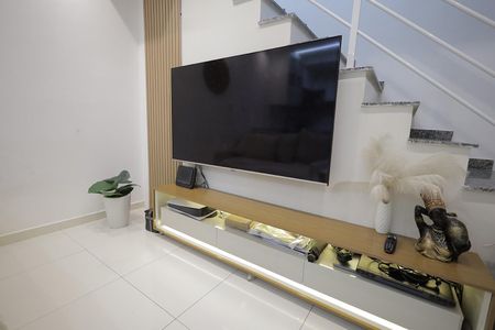 Apartamento à venda com 100m², 2 quartos e 1 vagaSala