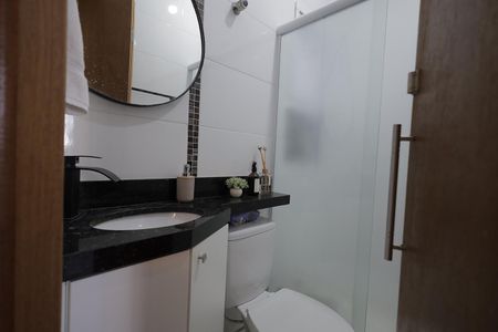 Apartamento à venda com 100m², 2 quartos e 1 vagaBanheiro 1