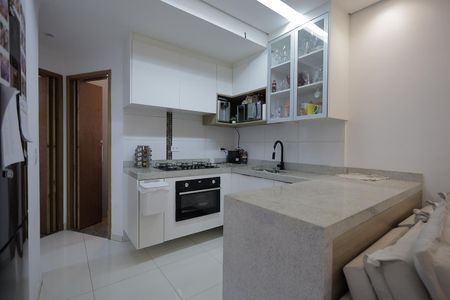 Apartamento à venda com 100m², 2 quartos e 1 vagaCozinha