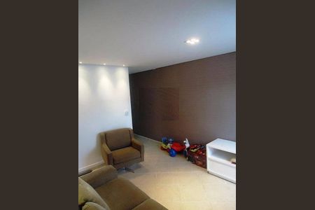 Casa à venda com 3 quartos, 230m² em Jardim Ester, São Paulo