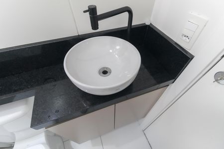 Banheiro de apartamento para alugar com 2 quartos, 40m² em Itaquera, São Paulo