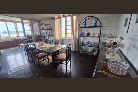 Apartamento à venda com 260m², 4 quartos e sem vaga