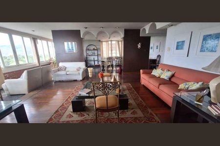 Apartamento à venda com 260m², 4 quartos e sem vaga