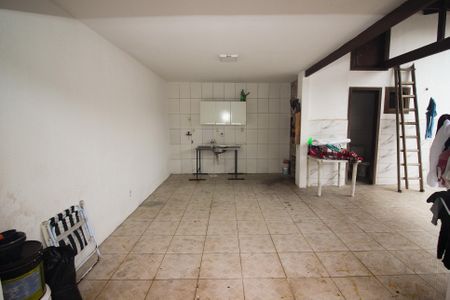 Garagem de casa à venda com 3 quartos, 360m² em Aberta dos Morros, Porto Alegre