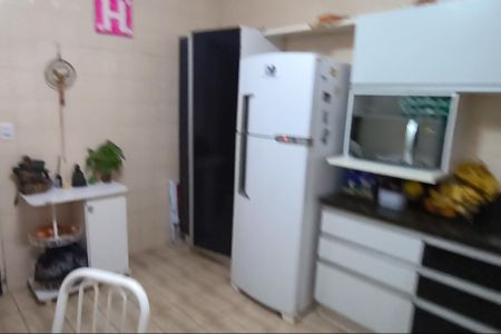 Casa à venda com 360m², 3 quartos e 5 vagas Casa à venda com 360m², 3 quartos e 5 vagasCozinha