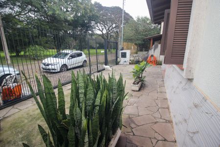 Quintal de casa à venda com 3 quartos, 360m² em Aberta dos Morros, Porto Alegre