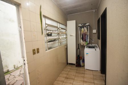 Casa à venda com 360m², 3 quartos e 5 vagas Casa à venda com 360m², 3 quartos e 5 vagasÁrea de Serviço