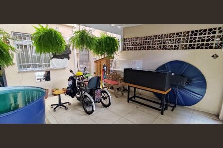 Casa à venda com 120m², 2 quartos e 2 vagas