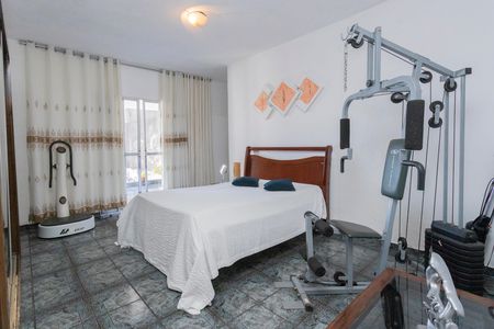 Casa para alugar com 213m², 3 quartos e 2 vagasSuíte