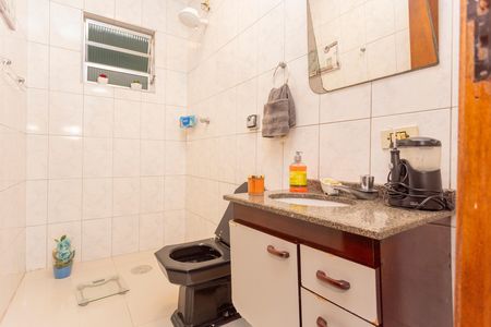 Casa para alugar com 213m², 3 quartos e 2 vagasBanheiro