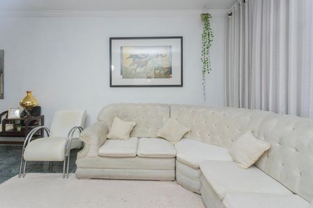 Casa para alugar com 213m², 3 quartos e 2 vagasSala