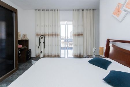 Casa para alugar com 213m², 3 quartos e 2 vagasSuíte