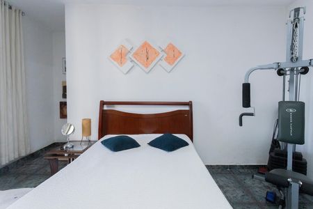 Casa para alugar com 213m², 3 quartos e 2 vagasSuíte