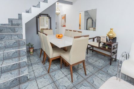 Casa para alugar com 213m², 3 quartos e 2 vagasCopa