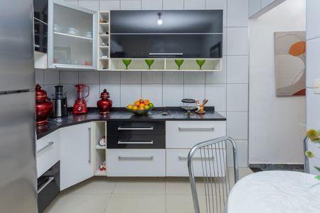Casa para alugar com 213m², 3 quartos e 2 vagasCozinha
