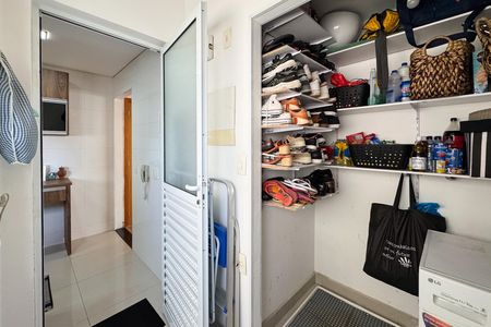 Apartamento à venda com 107m², 3 quartos e 2 vagasÁrea de Serviço