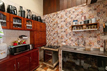 Casa à venda com 220m², 3 quartos e 4 vagasEspaço Gourmet 