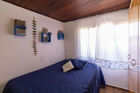 Casa à venda com 220m², 3 quartos e 4 vagasQuarto 2