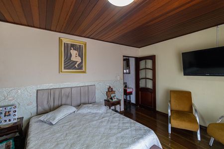 Casa à venda com 220m², 3 quartos e 4 vagasQuarto 3