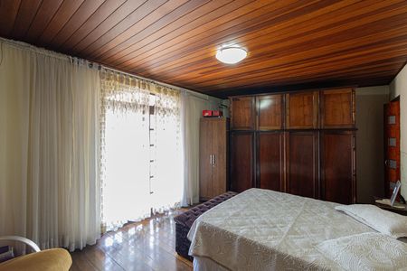 Casa à venda com 220m², 3 quartos e 4 vagasQuarto 3