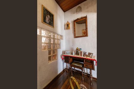 Casa à venda com 220m², 3 quartos e 4 vagasCorredor