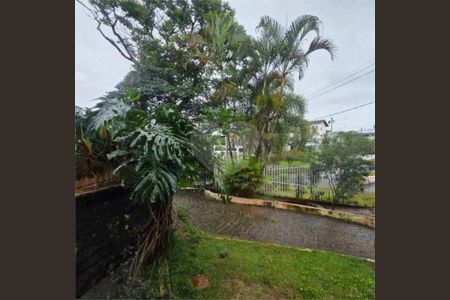 Casa à venda com 4 quartos, 500m² em Adalgisa, São Paulo