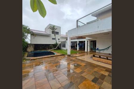 Casa à venda com 4 quartos, 500m² em Adalgisa, São Paulo