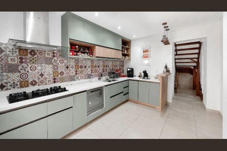 Casa à venda com 3 quartos, 180m² em Interlagos, São Paulo