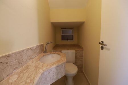 Casa para alugar com 105m², 3 quartos e 2 vagasLavabo 