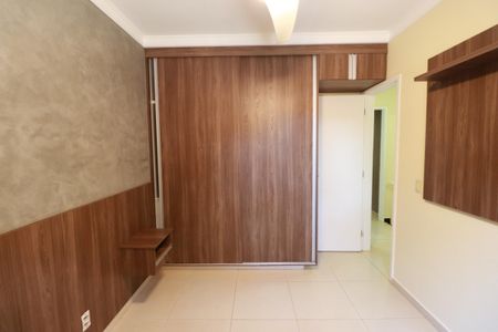 Casa para alugar com 105m², 3 quartos e 2 vagasSuite 