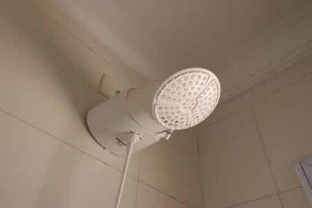 Casa para alugar com 105m², 3 quartos e 2 vagasBanheiro social 
