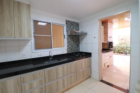Cozinha  de casa para alugar com 3 quartos, 105m² em Vila do Golfe, Ribeirão Preto