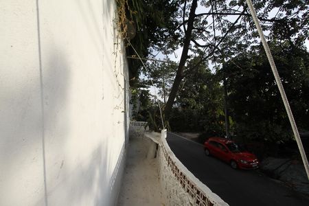 Casa para alugar com 80m², 2 quartos e sem vagaVaranda