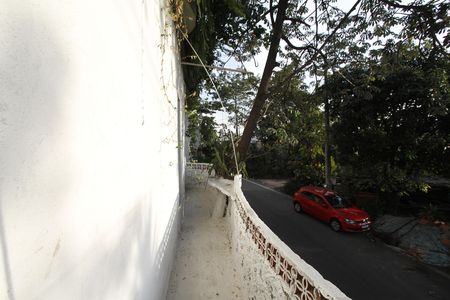 Casa para alugar com 80m², 2 quartos e sem vagaVaranda