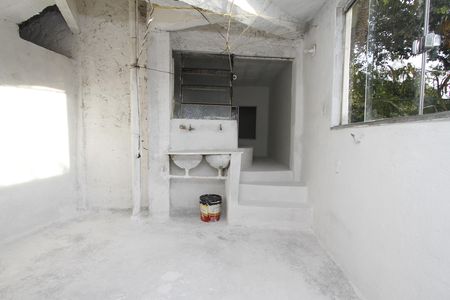 Casa para alugar com 80m², 2 quartos e sem vagaÁrea de Serviço