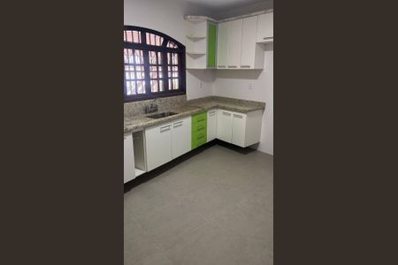 Casa à venda com 2 quartos, 192m² em Parque Cruzeiro do Sul, São Paulo