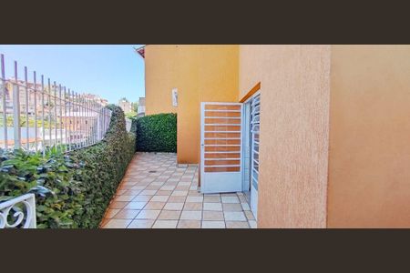 Casa à venda com 210m², 3 quartos e 2 vagas