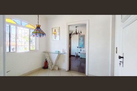 Casa à venda com 3 quartos, 210m² em Butantã, São Paulo
