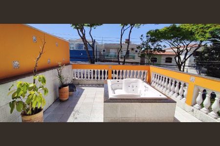 Casa à venda com 210m², 3 quartos e 2 vagas
