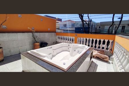 Casa à venda com 3 quartos, 210m² em Butantã, São Paulo