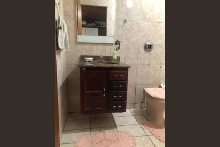 Casa à venda com 159m², 4 quartos e 2 vagas Casa à venda com 159m², 4 quartos e 2 vagasFoto 24